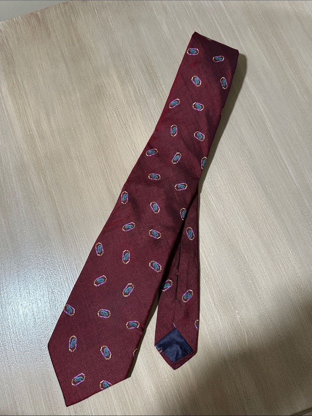Vintage Colours by Alexander Julian silk tie
